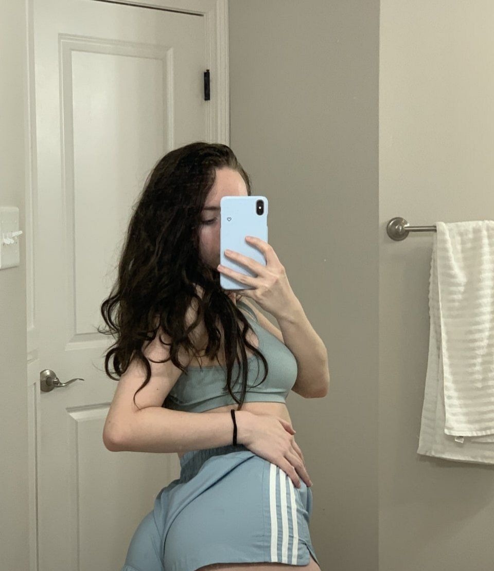 Дина привлекательная девушка из Советского цена от 3000 руб