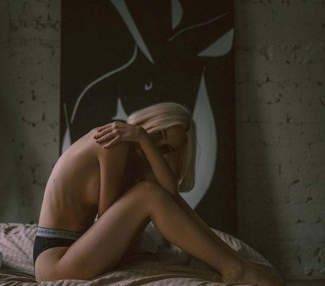 Миранда привлекательная девушка из Советского цена от 6000 руб